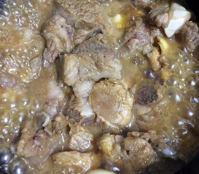 排骨這樣做，香味四溢，鄰居的小孩吃了之後非要她媽媽來和我學！
