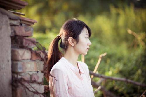 小姑子和我吵架，婆婆罵我沒教養，老公直接給小姑子一巴掌