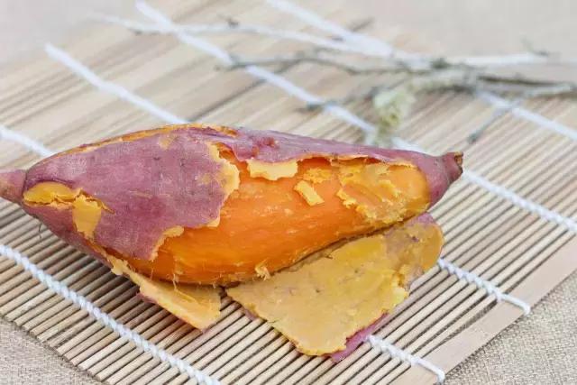 對眼睛最好的5種食物，護眼亮睛，趕緊給你家孩子多吃點吧