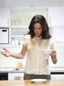 衣服不管染上什麼，用這招都能洗掉，太實用了 