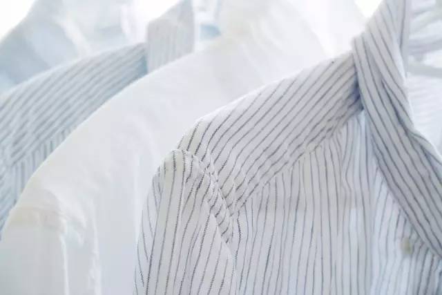 衣服不管染上什麼，用這招都能洗掉，太實用了 