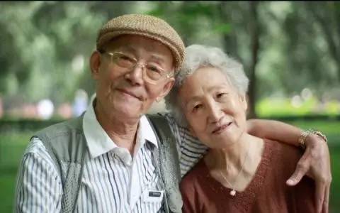 六十歲以後，怎麼做夫妻？（附家庭幸福良方） 