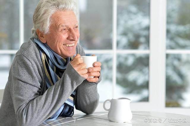 每天這樣飲水，排毒，益壽！讓你70沒病，80不老！（早看早受益）
