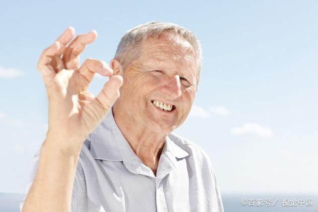 每天這樣飲水，排毒，益壽！讓你70沒病，80不老！（早看早受益）