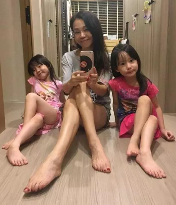 那個說上輩子燒了好香才會遇到這樣的人的彭佳慧離婚了？揭秘離婚內幕!