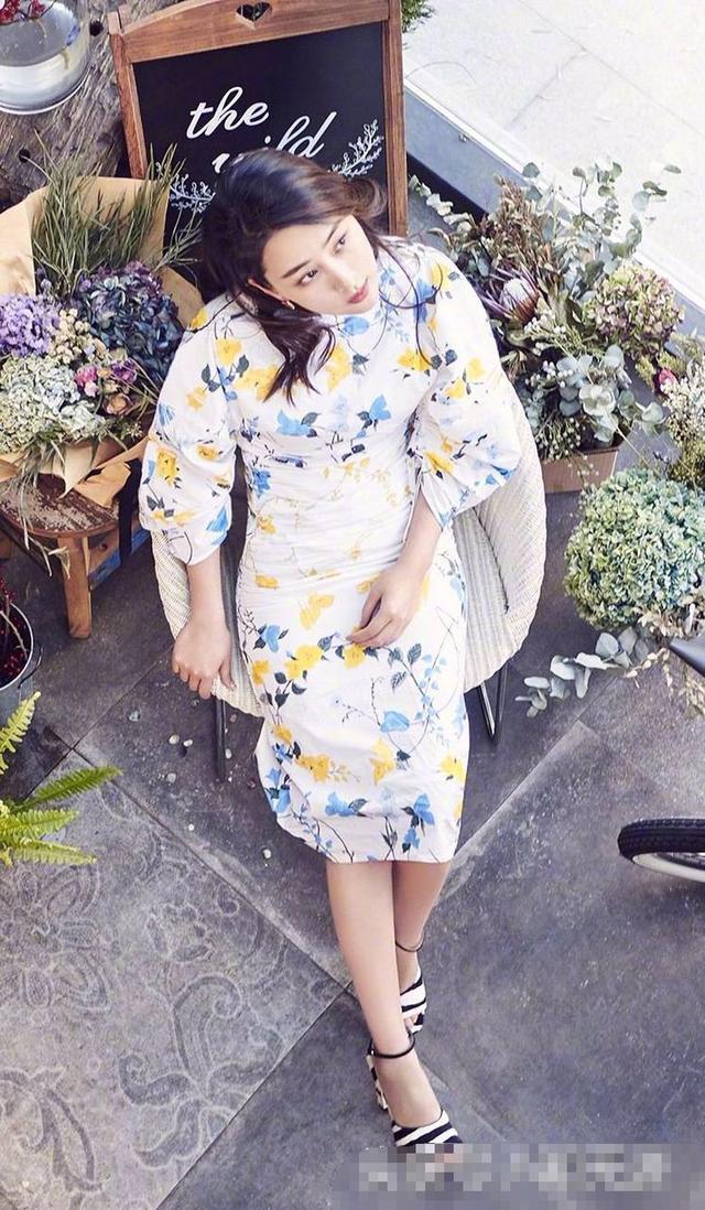 楊冪、林心如、李冰冰同搶一條花裙子穿，結果卻被馬蘇搶盡風頭！真尷尬！