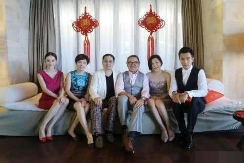 看完baby婆婆，再看看楊冪婆婆，差距不是一般大