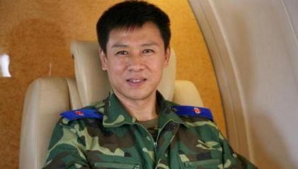 因一劇一炮而紅，低調閃婚26年，兒子24歲才知他倆是兩口子！ 