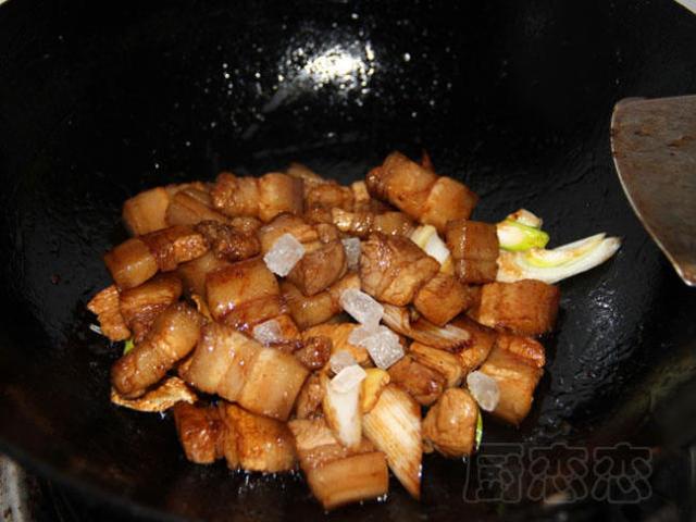 我做的紅燒肉不熬糖、不放油，健康版，卻軟糯紅亮香味誘人