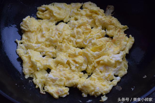 西紅柿炒雞蛋，多數人都做錯了，別再被誤導了！