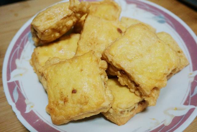 豆腐這種神器，可以製作成各種小吃零嘴，而且還能這樣做，好吃又好看，食慾大增