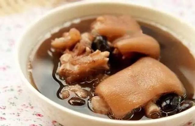 十種靚湯的煲法，快收起來，准備好砂鍋，燉起來，還可以去濕熱哦，好看又好喝 