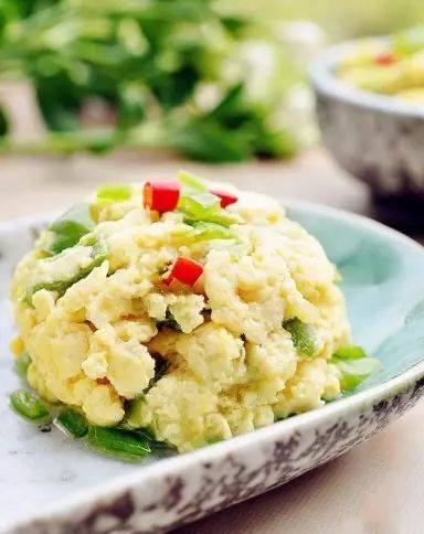 豆腐搭雞蛋，味道似海鮮，九十歲廚師教的，不學虧大了