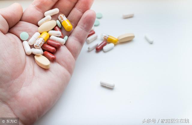空腹吃藥，對身體有哪些影響？不妨了解一下