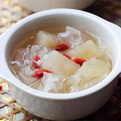 雪梨湯的9種做法，滋陰潤燥又美味 ！必須收！回家做給自己和寶寶吃。