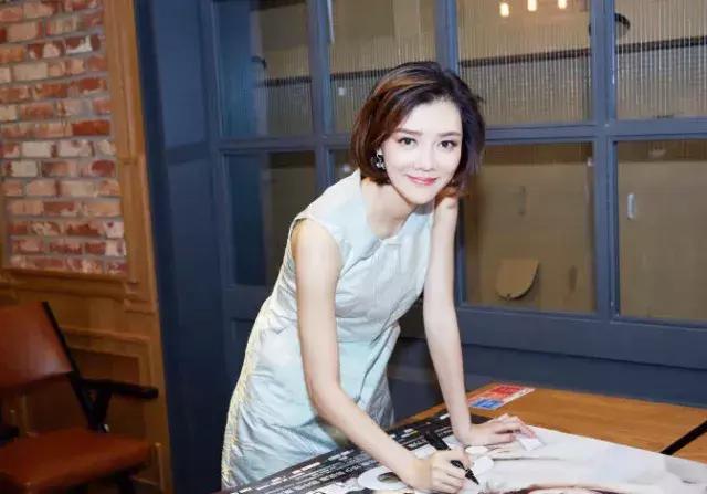 蔡少芬住小屋讓人意外，20歲北京女孩卻有11套房：房子決定幸福嗎