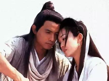 范文芳夫婦帶兒子認祖歸宗，他們詮釋了愛情最美好的樣子 