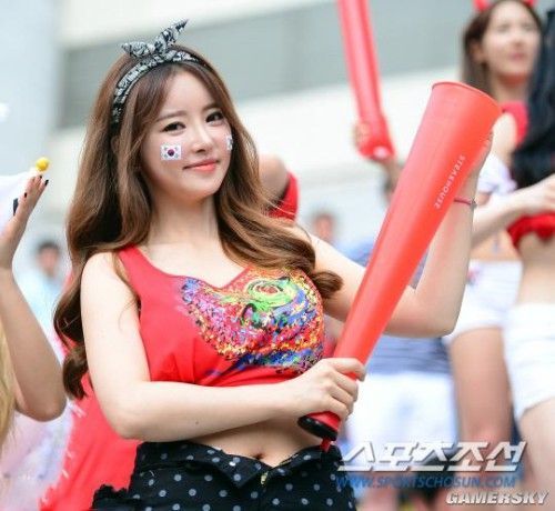 「韓國球員真的美爆了！這讓人怎麼能專心看球賽啊？ 
