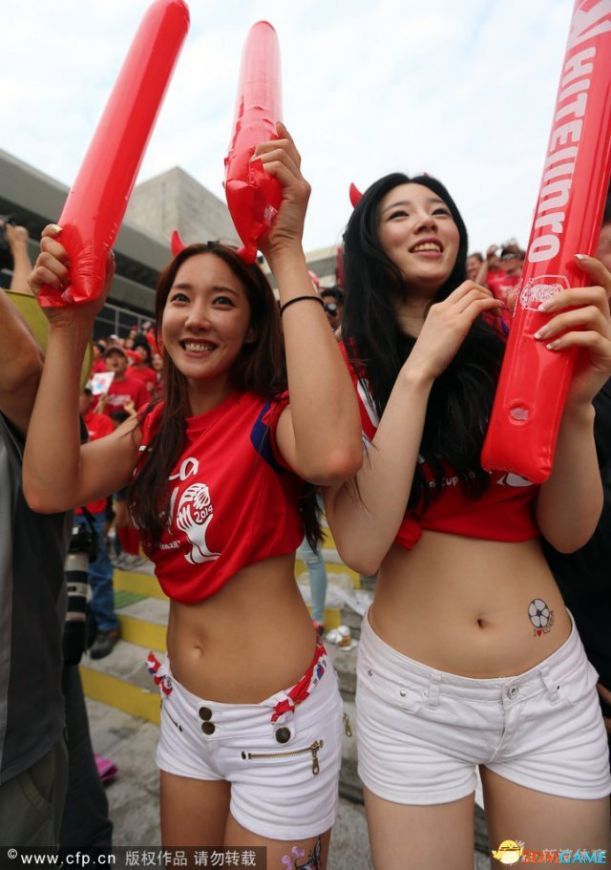 「韓國球員真的美爆了！這讓人怎麼能專心看球賽啊？ 