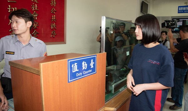 大馬女神Joyce Chu IG帳號被盜, 電腦壞掉送修, 私照也全部沒了！裡面包含「與前男友的素顏照」, 這次真的GG