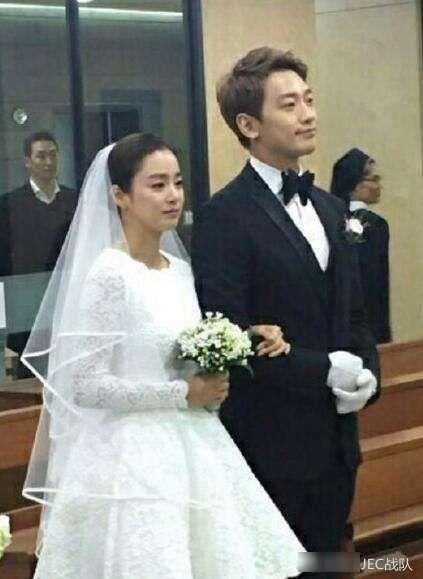 金泰熙Rain女兒首曝光，長相讓人一言難盡！網友：說好的高顏值呢？