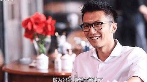 37歲張柏芝清晨爬山露素顏，謝霆鋒的回應真是太有愛了！