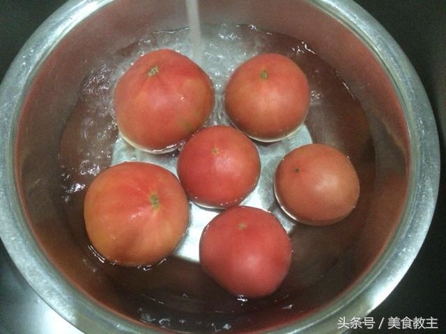 給孩子吃純天然沒有任何添加劑的「番茄醬」，自己動手做起來，簡直就是美味！ 