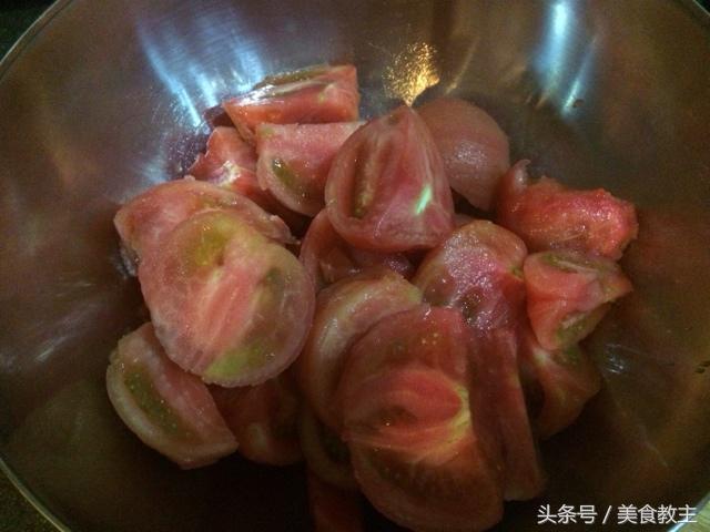 給孩子吃純天然沒有任何添加劑的「番茄醬」，自己動手做起來，簡直就是美味！ 
