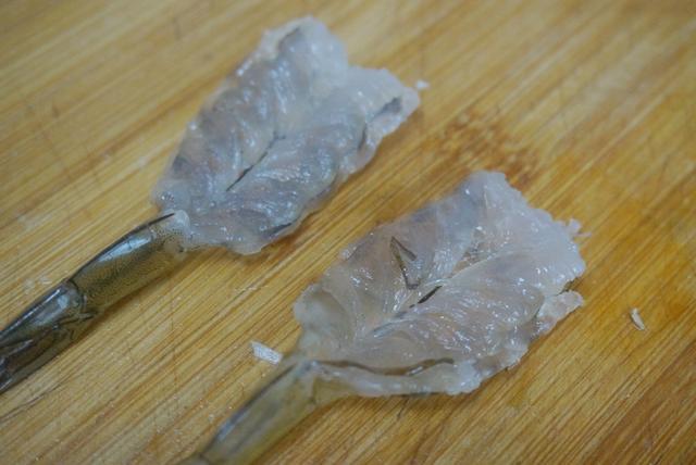 這道菜不放一滴油，只需蒸一蒸，味道別提多鮮美了