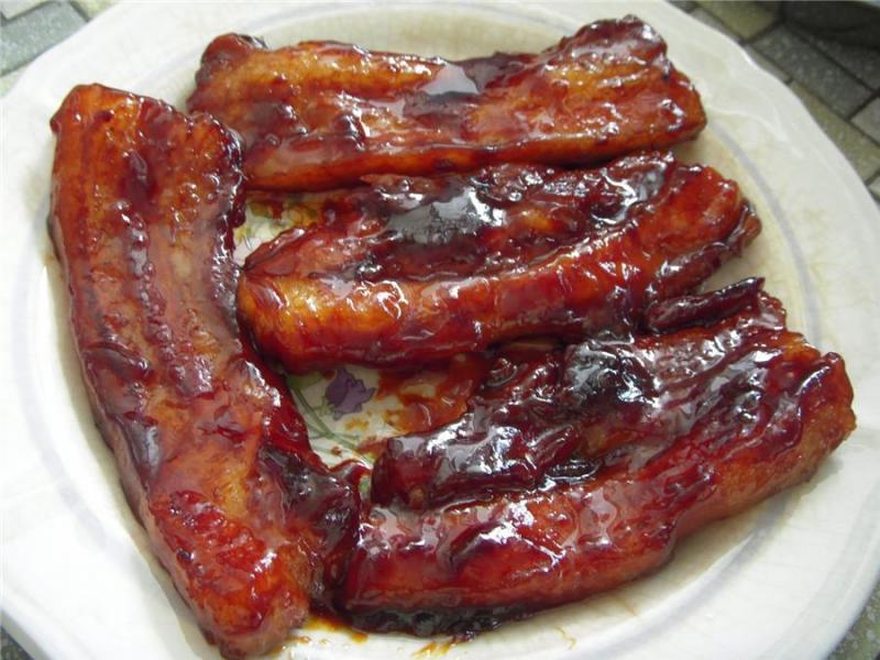 香噴噴的叉燒，做的時候加它，超級下飯，尤其是醬汁，大家都搶著吃！