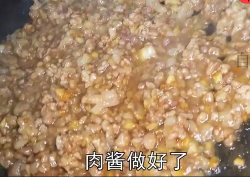 師傅傳授「20年蒸蛋經驗」 關鍵在於水的比例... 吃一口果然又鮮又嫩！ 