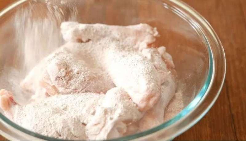 教你簡單製作「蒜香脆焗雞翅」又香又脆人間美味～ 
