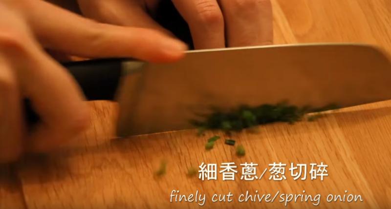 簡單製作鮮嫩「滑蛋鮮蝦仁」　最終成品讓人食指大動啊！ 