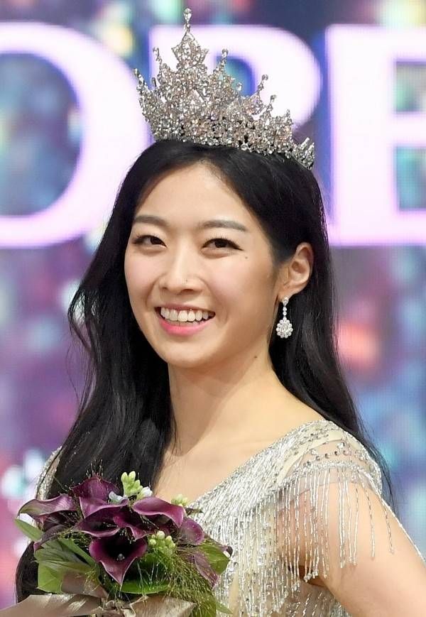2018年韓國小姐新出爐！但觀眾們卻只想PICK 52歲的她 