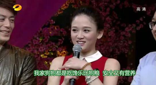 38歲陳喬恩與43歲林誌玲撞衫，相差5歲，誰大誰小一眼看出! 