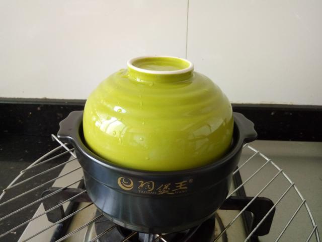 我用8種材料燉了一碗湯，連肉也不用加，鮮汁四爆，兒子喝了好多