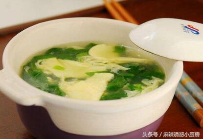 菠菜營養豐富，12種做法都美味，女人多吃還美容哦