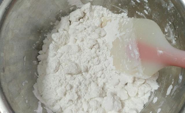 白糖糕在家這樣做，口感清甜，爽口彈牙又生津止咳，一分鐘學會