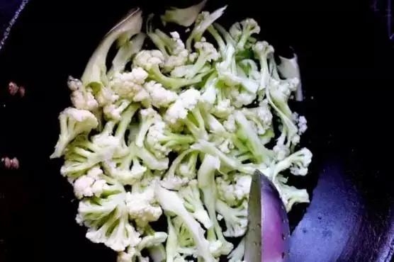 香死人的花椰菜做法，我竟然到今天才知道~