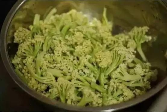香死人的花椰菜做法，我竟然到今天才知道~