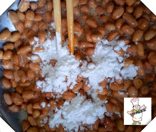 自製香酥花生米：花生米加入這3物再炸，好吃的停不下來，可下酒還可以當零食！ 