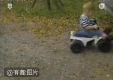 這22個孩子連失誤都如此滑稽，真是可愛到爆…看完你一定會有美好的一天！