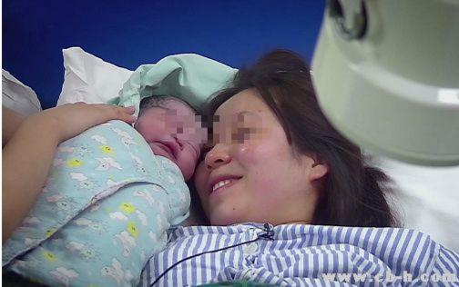 婆婆讓我把女兒送給大姑姐，我不捨得，她做一決定我徹底崩潰
