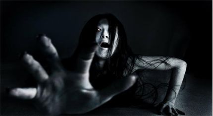 鬼故事 等 替 屍 的 人