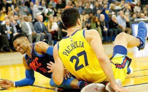 勇士惡漢自毀名聲，母隊不留別隊無人問津，他還能留在NBA嗎