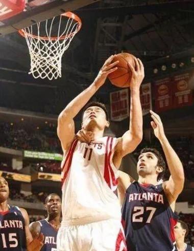 勇士惡漢自毀名聲，母隊不留別隊無人問津，他還能留在NBA嗎
