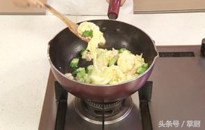把秋葵和雞蛋配在一起，結果沒想到居然有這種效果！ 