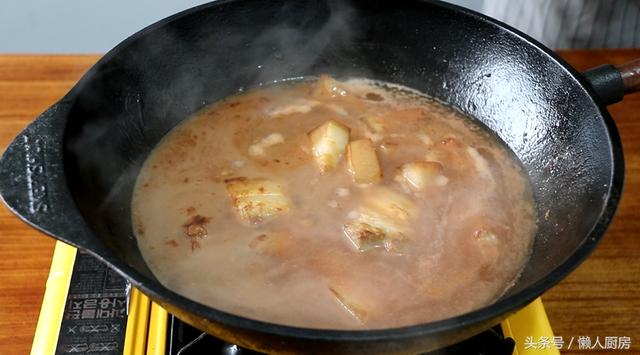 一斤五花肉，2塊乳豆腐，試試這樣做，好吃不膩又特別下飯！ 