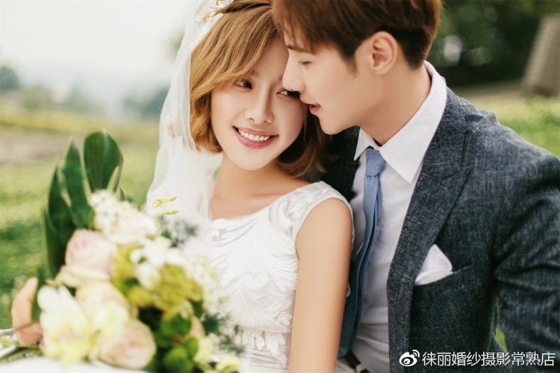 如何讓婚紗照顯得自然？ 