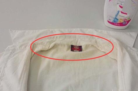 衣服到底要不要反過來曬？難怪越曬越舊，很多人都做錯了這一步！